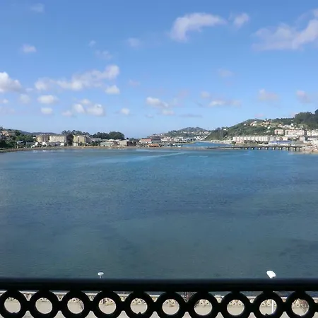 Piso En Vivero. Excelentes Vistas A La Ria. Апартаменты *